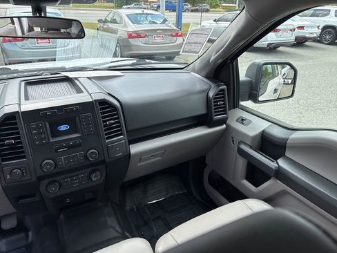 Used 2020 Ford F150 XL w/ Equipment Group 101A Mid AWD/4WD image 11
