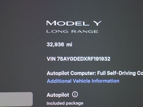 Used 2024 Tesla Model Y Long Range image 27