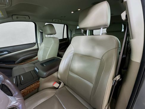 Used 2018 Chevrolet Tahoe Premier image 21