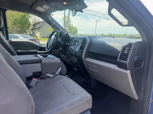 Used 2017 Ford F150 XLT AWD/4WD image 8