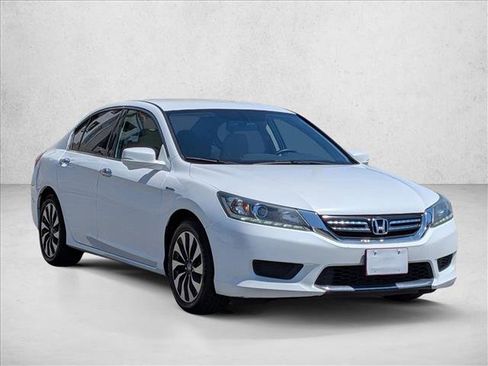 Used 2015 Honda Accord Hybrid Sedan image 3