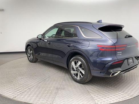 Certified 2026 Genesis GV70 3.5T Sport Advanced AWD/4WD image 4