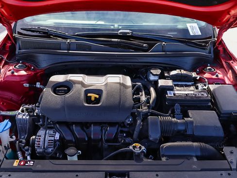 Used 2019 Kia Forte LXS image 28