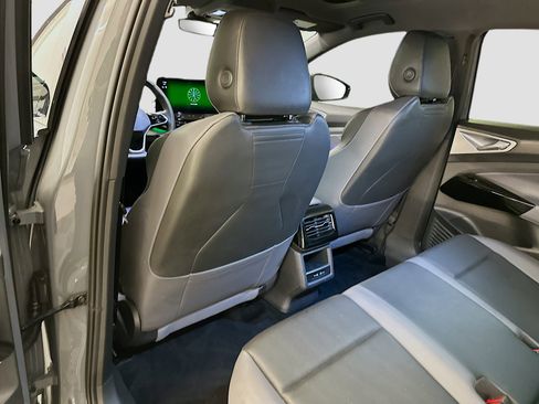 Used 2023 Volkswagen ID.4 Pro S AWD/4WD image 29