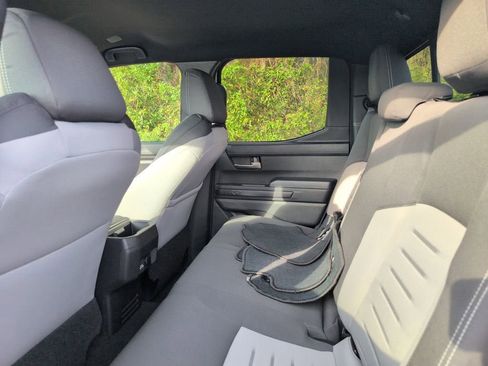 Used 2024 Toyota Tacoma TRD Off-Road w/ TRD Off Road Upgrade Package image 31