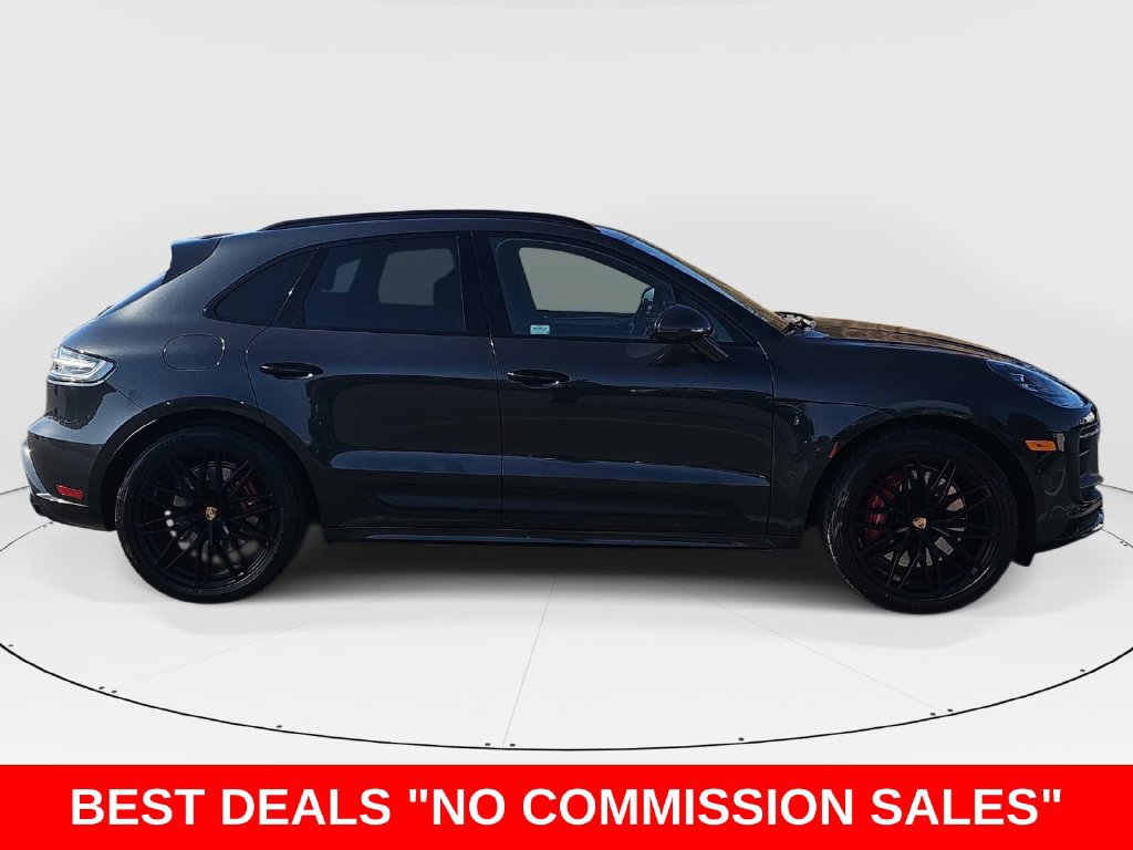 Used 2024 Porsche Macan GTS AWD/4WD image 2