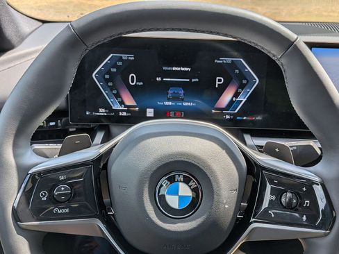 Used 2025 BMW 530i RWD image 21
