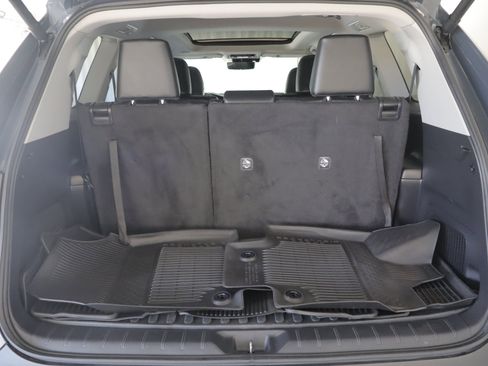 Used 2024 Toyota Grand Highlander AWD image 19