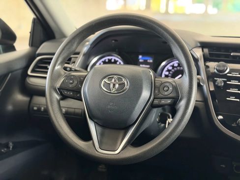 Used 2020 Toyota Camry LE FWD image 24
