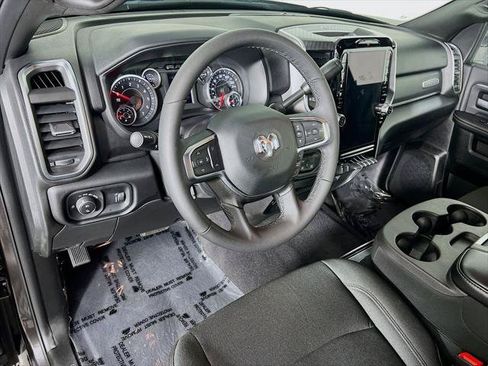 Certified 2026 RAM 2500 Big Horn AWD/4WD image 9