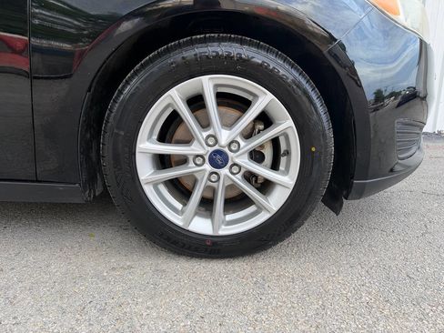 Used 2016 Ford Focus SE FWD image 34