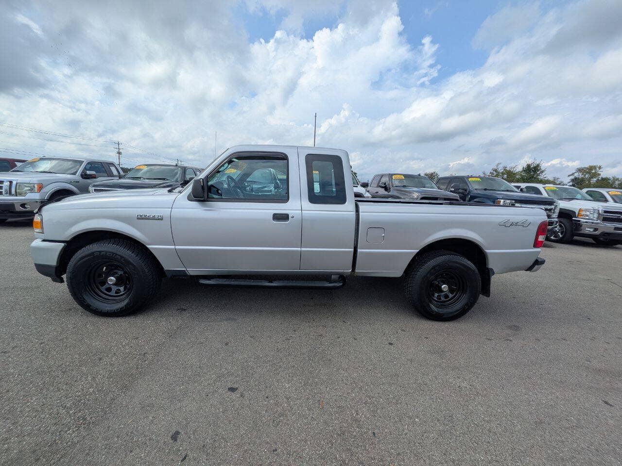 Used 2011 Ford Ranger XLT AWD/4WD image 3