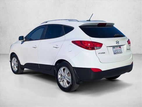 Used 2011 Hyundai Tucson GLS image 8