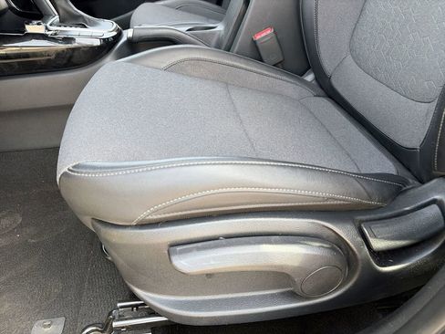 Certified 2024 Kia Seltos S FWD image 19