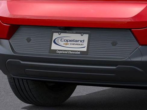 New 2026 Chevrolet Equinox EV LT image 15