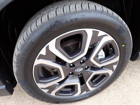 Certified 2023 Subaru Ascent Limited w/ Technology Package image 7