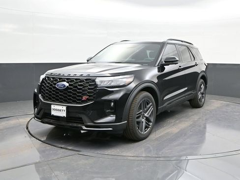 Used 2025 Ford Explorer ST w/ Sun And Sound Package image 32