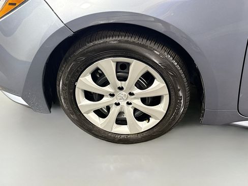 Used 2024 Toyota Corolla LE FWD image 37
