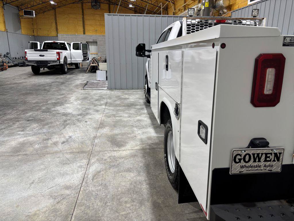 Used 2020 Ford F350 XL w/ Power Equipment Group AWD/4WD image 9