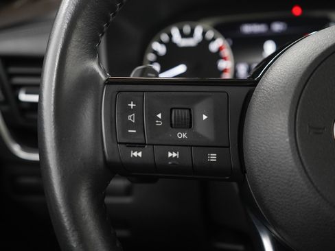 Used 2023 Nissan Rogue SV w/ SV Premium B Package AWD/4WD image 26