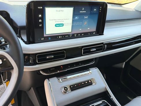 New 2026 Lincoln Aviator Reserve image 31