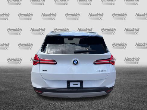 Certified 2025 BMW X3 xDrive30i image 9