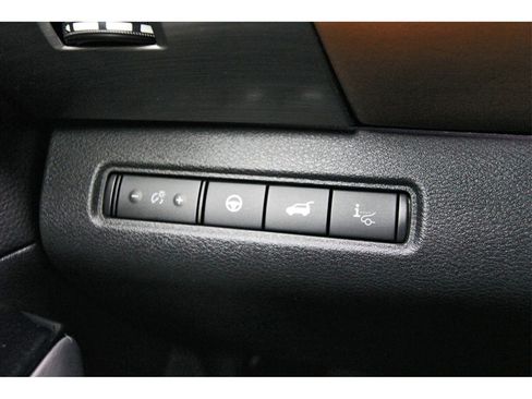 Used 2022 Nissan Pathfinder Platinum w/ Cargo Package image 21