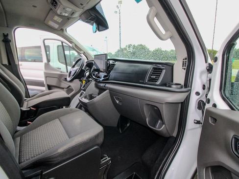 Used 2025 Ford Transit 350 XLT RWD image 13