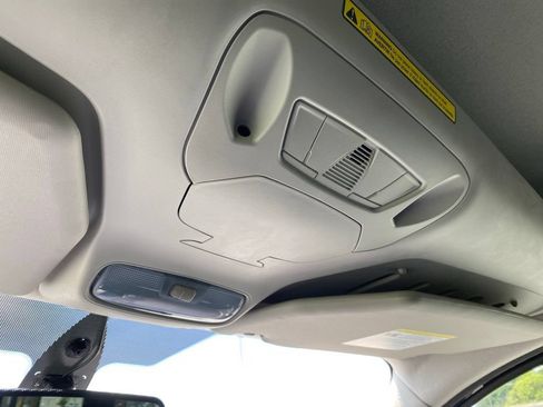 Used 2018 Ford Transit Connect XL FWD image 25
