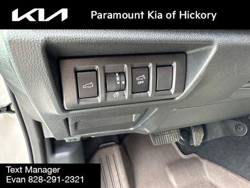 Used 2022 Subaru Outback Touring XT AWD/4WD image 19