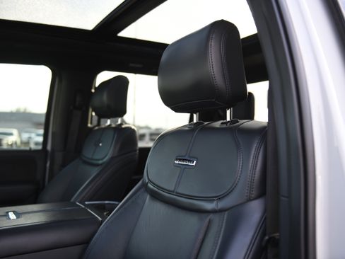 Used 2025 Ford F250 Platinum w/ Tremor Off-Road Package image 27