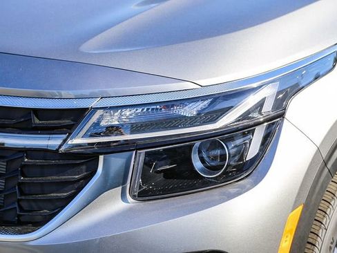 New 2026 Kia Seltos S FWD image 5