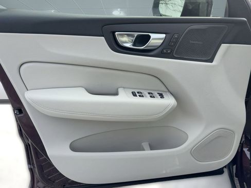 New 2026 Volvo XC60 B5 Ultra w/ Climate Package image 21