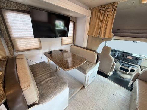 Used 2016 Ford E-450 and Econoline 450 Super Duty w/ Motorhome Prep Package image 15