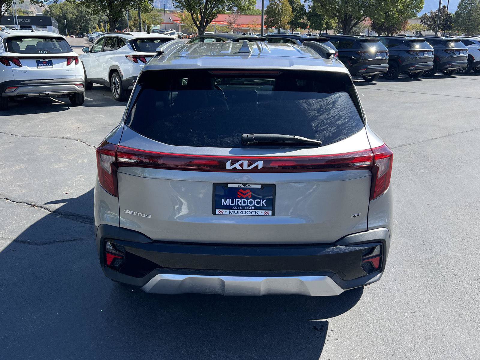 Used 2024 Kia Seltos S AWD/4WD image 15