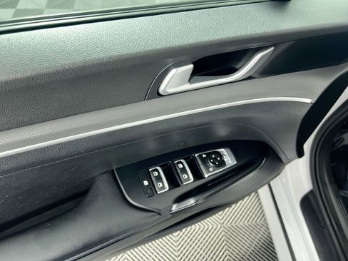 Used 2022 Kia K5 LXS image 14