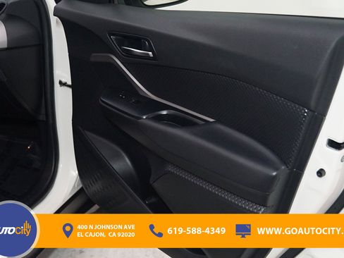 Used 2021 Toyota C-HR LE image 16