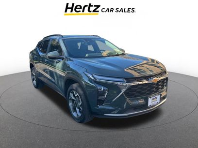 Used 2025 Chevrolet Trax LT