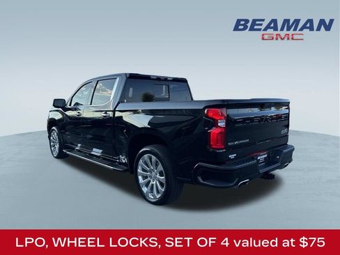 Used 2021 Chevrolet Silverado 1500 High Country w/ Technology Package AWD/4WD image 5