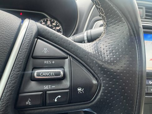 Used 2018 Nissan Maxima Platinum image 16