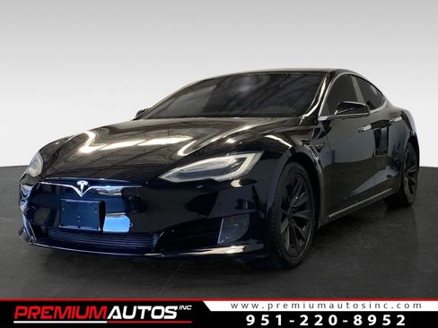 Used 2017 Tesla Model S 75 image 1