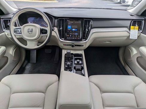 New 2026 Volvo V60 B5 Cross Country Plus w/ Protection Package Premier AWD/4WD image 18