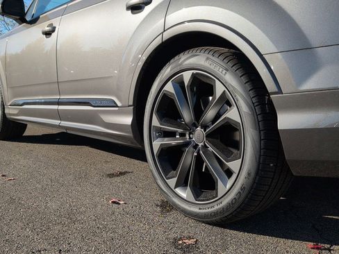 New 2026 Audi Q7 3.0T Premium Plus image 3