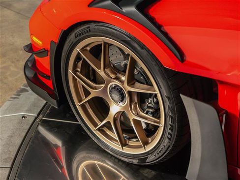 Certified 2025 Porsche 911 GT3 RS RWD image 12