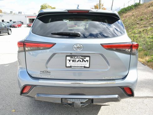 Used 2023 Toyota Highlander Limited image 6