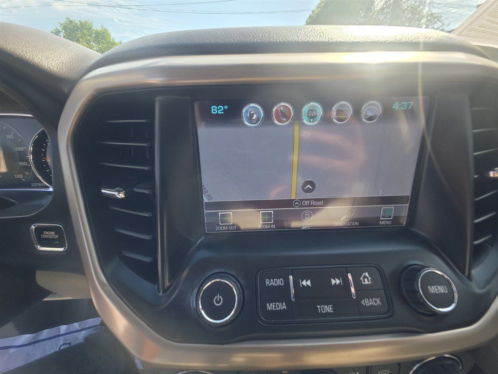 Used 2018 GMC Acadia Denali w/ Technology Package FWD image 14