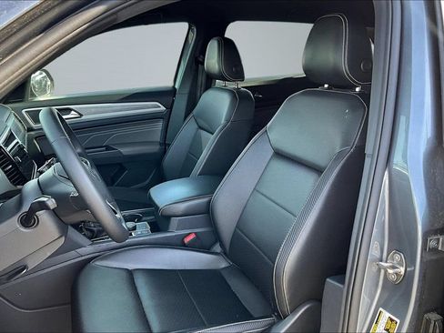Used 2023 Volkswagen Atlas Cross Sport SE AWD/4WD image 19