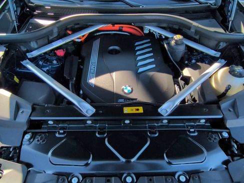 Certified 2023 BMW X5 xDrive45e w/ Executive Package image 14