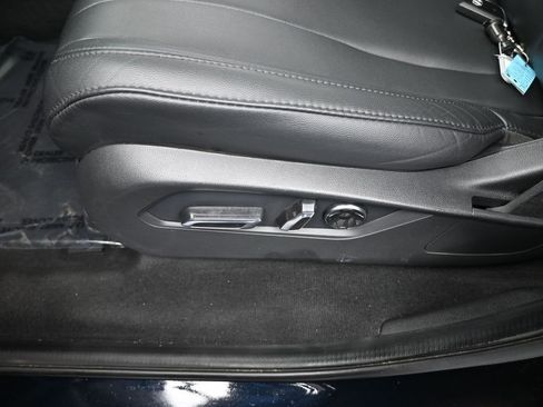 Used 2022 Acura MDX FWD image 16