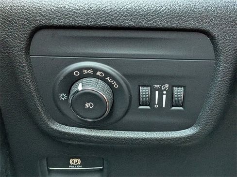 New 2025 Jeep Grand Cherokee Limited w/ Black Appearance Package image 27